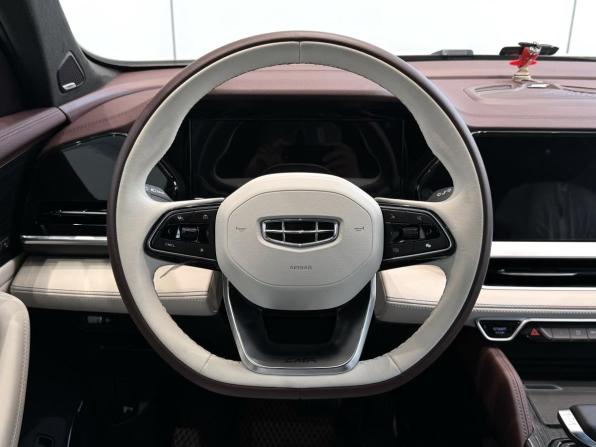Geely Monjaro I с пробегом 2024 года, цена 3 540 000 рублей, 12001 км, внедорожник, Автокод Объявления