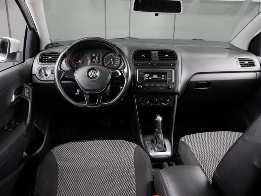 Volkswagen Polo V Рестайлинг Тюмень  - изображение 6