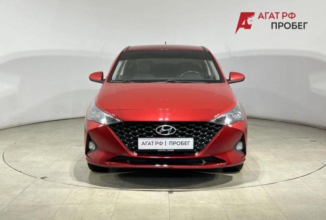 Hyundai Solaris II Рестайлинг с пробегом 2021 года, цена 1 650 000 рублей, 88905 км, седан, Автокод Объявления