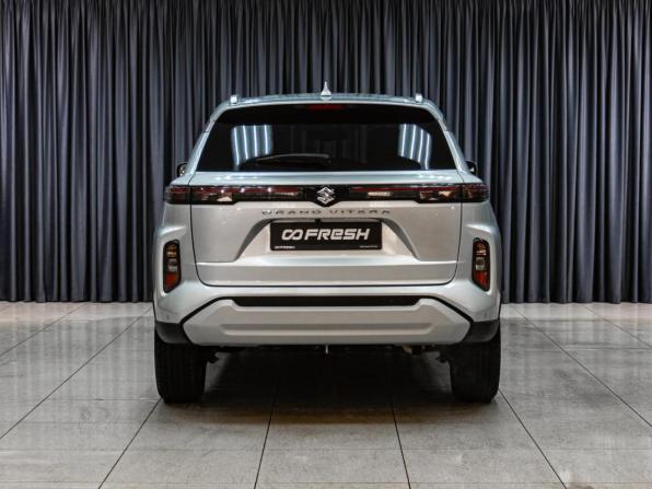 Suzuki Grand Vitara III с пробегом 2023 года, цена 4 539 000 рублей, 90 км, внедорожник, Автокод Объявления