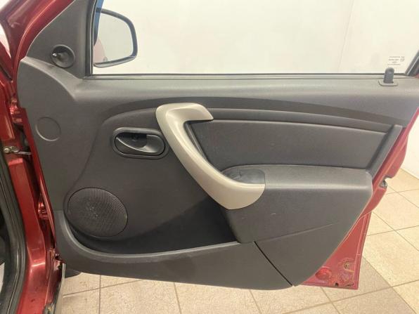 Renault Sandero I с пробегом 2011 года, цена 358 000 рублей, 187000 км, хэтчбек, Автокод Объявления