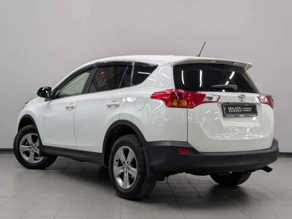 Toyota RAV4 IV (XA40) с пробегом 2015 года, цена 2 000 000 рублей, 175987 км, внедорожник, Автокод Объявления