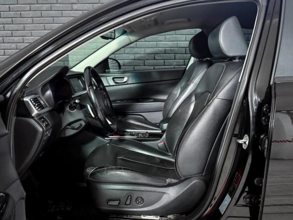 Kia Optima IV Рестайлинг с пробегом 2019 года, цена 2 200 000 рублей, 123610 км, седан, Автокод Объявления