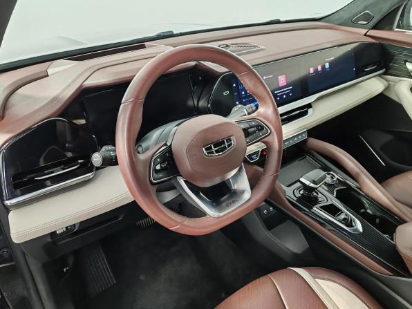 Geely Monjaro I с пробегом 2023 года, цена 2 999 000 рублей, 52345 км, внедорожник, Автокод Объявления
