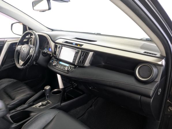 Toyota RAV4 IV (XA40) с пробегом 2014 года, цена 1 799 000 рублей, 211325 км, внедорожник, Автокод Объявления