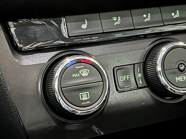 Skoda Octavia III (A7) с пробегом 2015 года, цена 1 620 000 рублей, 267500 км, универсал, Автокод Объявления