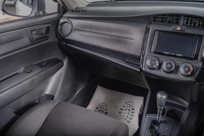 Toyota Corolla XI (E160 E170) Рестайлинг 2 с пробегом 2021 года, цена 1 499 000 рублей, 61000 км, седан, Автокод Объявления