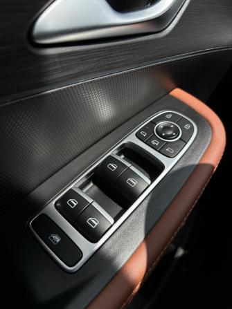 Omoda C5 I с пробегом 2023 года, цена 2 130 000 рублей, 10716 км, внедорожник, Автокод Объявления