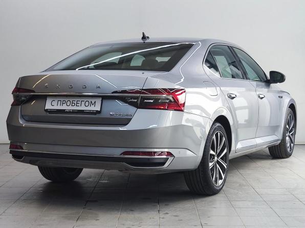 Skoda Superb III Рестайлинг с пробегом 2024 года, цена 3 000 000 рублей, 8465 км, лифтбек, Автокод Объявления