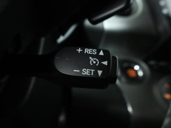 Toyota RAV4 III (XA30) Рестайлинг с пробегом 2012 года, цена 1 549 000 рублей, 135000 км, внедорожник, Автокод Объявления