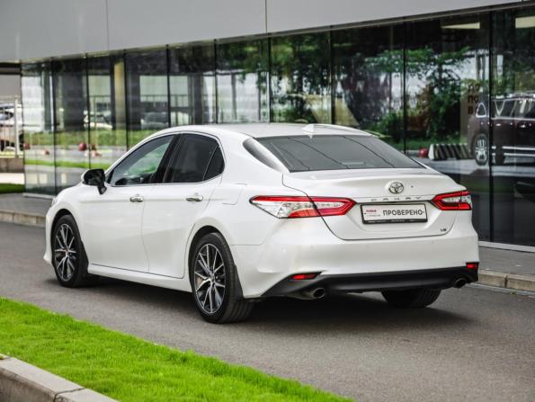 Toyota Camry VIII (XV70) Рестайлинг с пробегом 2021 года, цена 3 700 000 рублей, 44919 км, седан, Автокод Объявления