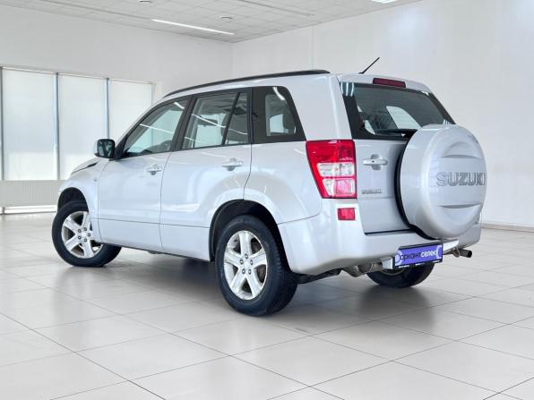 Suzuki Grand Vitara II с пробегом 2007 года, цена 950 000 рублей, 147902 км, внедорожник, Автокод Объявления