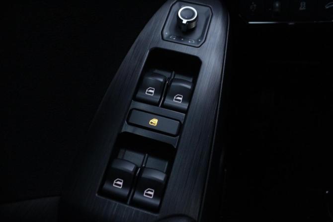 Haval Jolion I с пробегом 2023 года, цена 1 990 000 рублей, 30546 км, внедорожник, Автокод Объявления