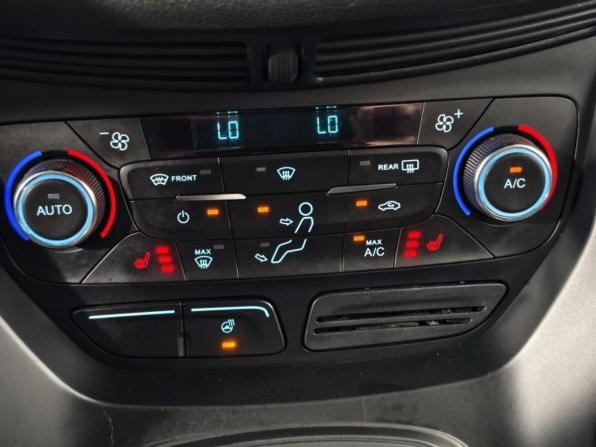 Ford Kuga II Рестайлинг с пробегом 2018 года, цена 1 445 000 рублей, 183361 км, внедорожник, Автокод Объявления