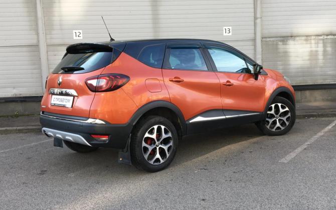 Renault Kaptur I с пробегом 2017 года, цена 1 079 000 рублей, 111715 км, внедорожник, Автокод Объявления