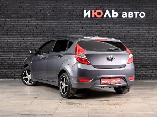 Hyundai Solaris I с пробегом 2011 года, цена 650 000 рублей, 201615 км, хэтчбек, Автокод Объявления