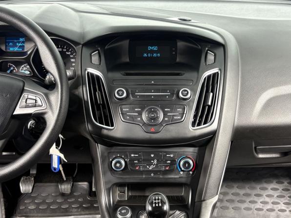 Ford Focus III Рестайлинг с пробегом 2019 года, цена 1 435 000 рублей, 87552 км, седан, Автокод Объявления