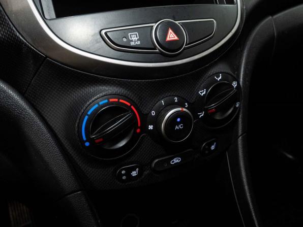 Hyundai Solaris I Рестайлинг с пробегом 2014 года, цена 798 000 рублей, 190618 км, хэтчбек, Автокод Объявления