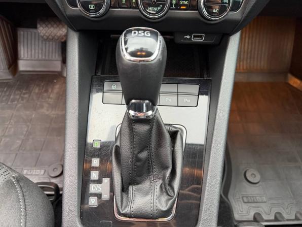 Skoda Octavia III (A7) Рестайлинг с пробегом 2018 года, цена 1 545 000 рублей, 169489 км, лифтбек, Автокод Объявления