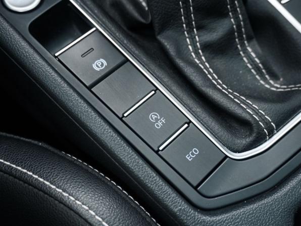 Volkswagen Jetta VII Рестайлинг с пробегом 2022 года, цена 2 199 000 рублей, 89516 км, седан, Автокод Объявления