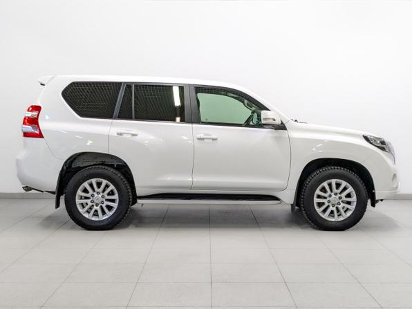 Toyota Land Cruiser Prado 150 Series Рестайлинг 1 с пробегом 2014 года, цена 3 550 000 рублей, 135157 км, внедорожник, Автокод Объявления
