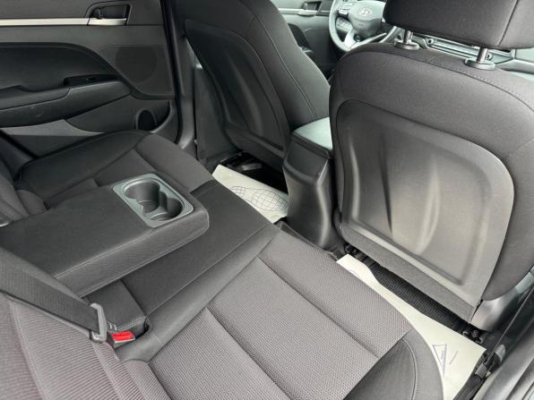 Hyundai Elantra VI (AD) Рестайлинг с пробегом 2019 года, цена 1 720 000 рублей, 95000 км, седан, Автокод Объявления