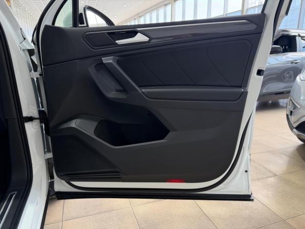 Volkswagen Tiguan II с пробегом 2020 года, цена 3 500 000 рублей, 51208 км, внедорожник, Автокод Объявления