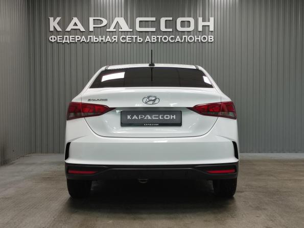 Hyundai Solaris II Рестайлинг с пробегом 2022 года, цена 1 640 000 рублей, 63076 км, седан, Автокод Объявления