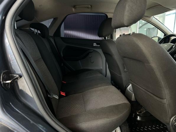 Ford Focus II Рестайлинг с пробегом 2011 года, цена 399 000 рублей, 233336 км, хэтчбек, Автокод Объявления