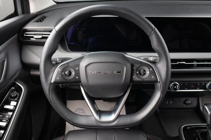 BAIC U5 Plus с пробегом 2023 года, цена 1 399 000 рублей, 20400 км, седан, Автокод Объявления