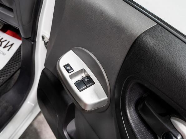 Nissan NV200 с пробегом 2018 года, цена 1 835 000 рублей, 130105 км, минивэн, Автокод Объявления