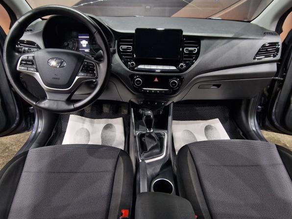 Hyundai Solaris II Рестайлинг с пробегом 2021 года, цена 1 490 000 рублей, 99515 км, седан, Автокод Объявления