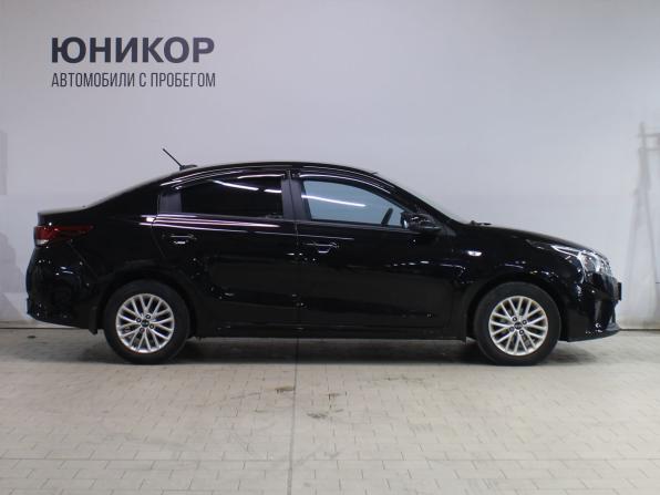 Kia Rio IV Рестайлинг с пробегом 2021 года, цена 1 749 000 рублей, 41523 км, седан, Автокод Объявления