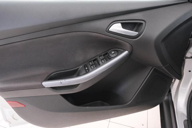 Ford Focus III с пробегом 2013 года, цена 1 099 000 рублей, 117135 км, универсал, Автокод Объявления