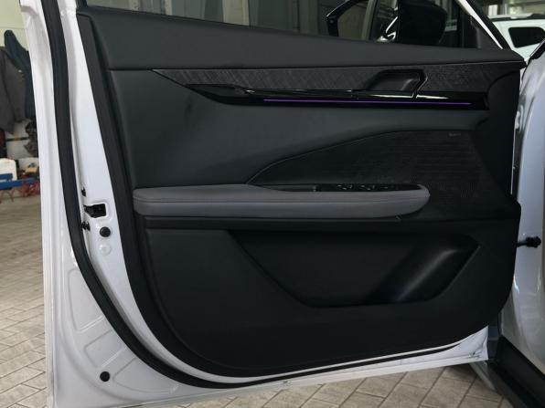 Changan UNI-V I с пробегом 2023 года, цена 2 249 000 рублей, 86950 км, лифтбек, Автокод Объявления