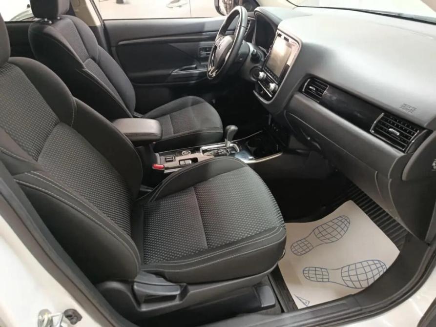 Mitsubishi Outlander III Рестайлинг 3 Уфа  - изображение 16