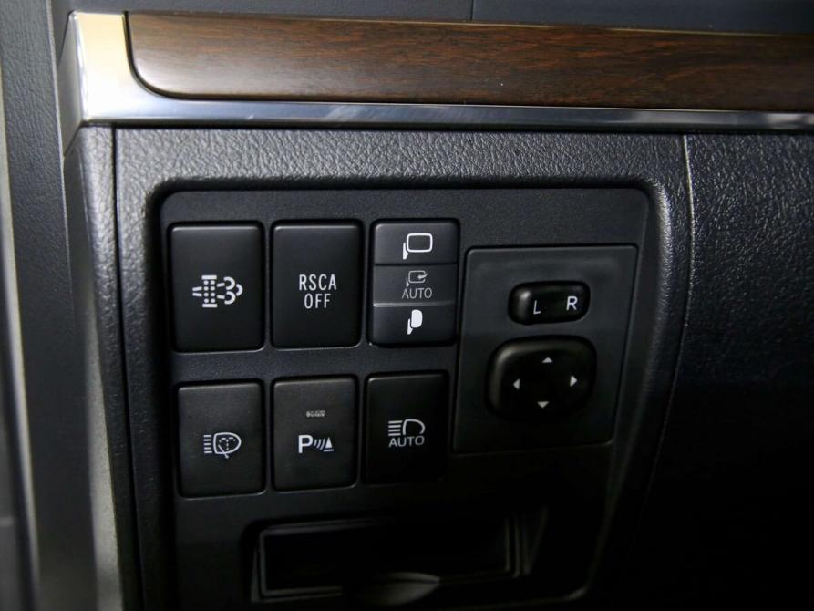 Toyota Land Cruiser 200 Series Рестайлинг 2 Санкт-Петербург  - изображение 23
