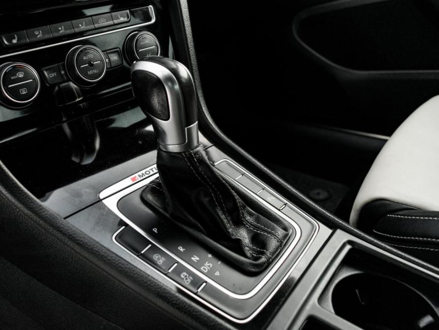Volkswagen Golf R VII Екатеринбург  - изображение 24