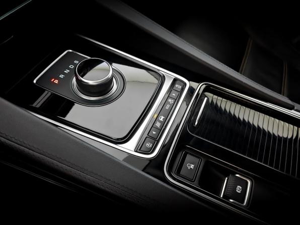 Jaguar F-Pace I с пробегом 2019 года, цена 3 759 000 рублей, 50880 км, внедорожник, Автокод Объявления