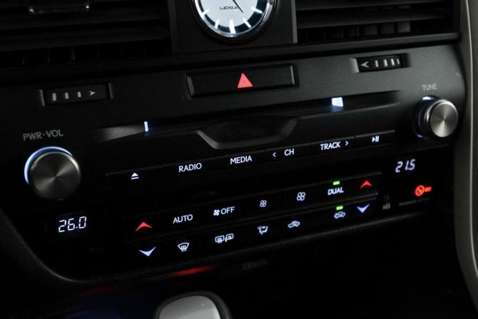 Lexus RX IV Рестайлинг с пробегом 2019 года, цена 4 748 050 рублей, 79285 км, внедорожник, Автокод Объявления