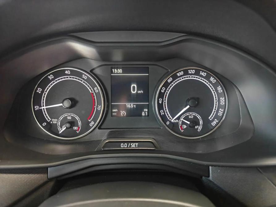 Skoda Rapid I Рестайлинг Москва  - изображение 11