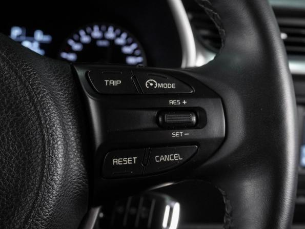 Kia Rio IV Рестайлинг с пробегом 2021 года, цена 1 799 000 рублей, 40051 км, седан, Автокод Объявления