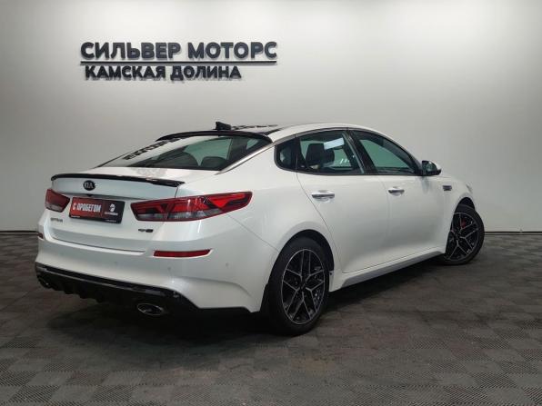 Kia Optima IV Рестайлинг с пробегом 2018 года, цена 2 120 000 рублей, 126113 км, седан, Автокод Объявления