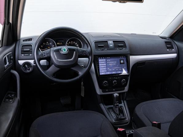 Skoda Yeti I с пробегом 2013 года, цена 950 000 рублей, 155865 км, внедорожник, Автокод Объявления