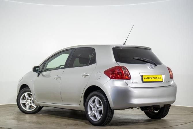 Toyota Auris I с пробегом 2007 года, цена 599 000 рублей, 292240 км, хэтчбек, Автокод Объявления
