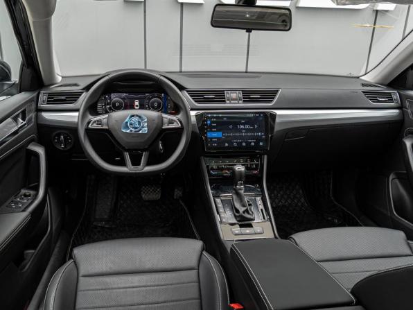 Skoda Superb III Рестайлинг с пробегом 2025 года, цена 3 200 000 рублей, 33 км, лифтбек, Автокод Объявления