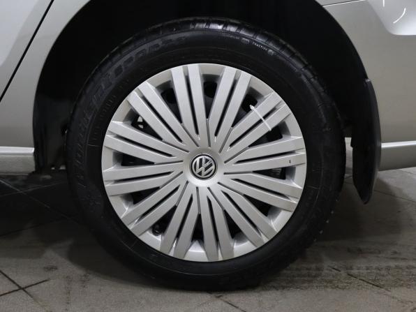 Volkswagen Polo V Рестайлинг с пробегом 2019 года, цена 1 329 000 рублей, 105022 км, седан, Автокод Объявления