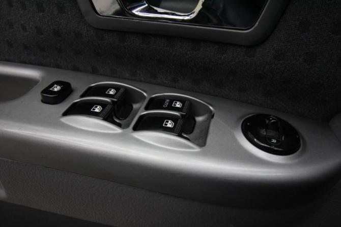 Kia Carens I (RS) Рестайлинг с пробегом 2006 года, цена 700 000 рублей, 159000 км, минивэн, Автокод Объявления
