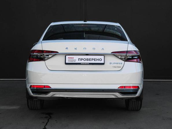 Skoda Superb III Рестайлинг с пробегом 2020 года, цена 2 450 000 рублей, 53940 км, лифтбек, Автокод Объявления