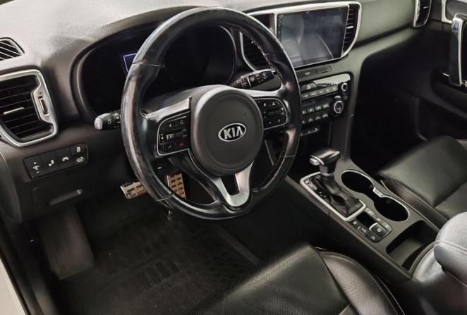 Kia Sportage IV с пробегом 2018 года, цена 2 400 000 рублей, 146973 км, внедорожник, Автокод Объявления